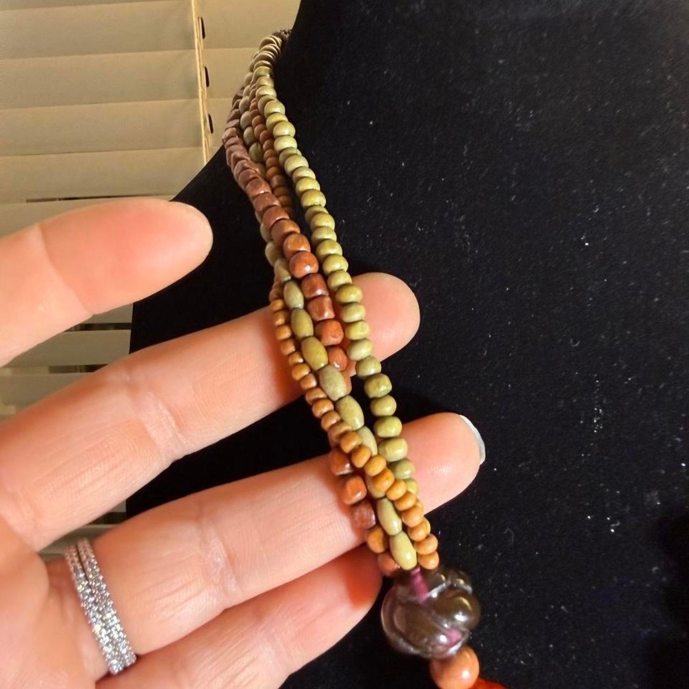 Cookie Lee-Multi-colored beaded necklace with large bronze flower pendant - Picture 4 of 8